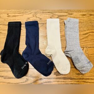 Bombas Men’s Crew Socks 4-pack bundle—Ribbed Athletic Black Gray White Navy